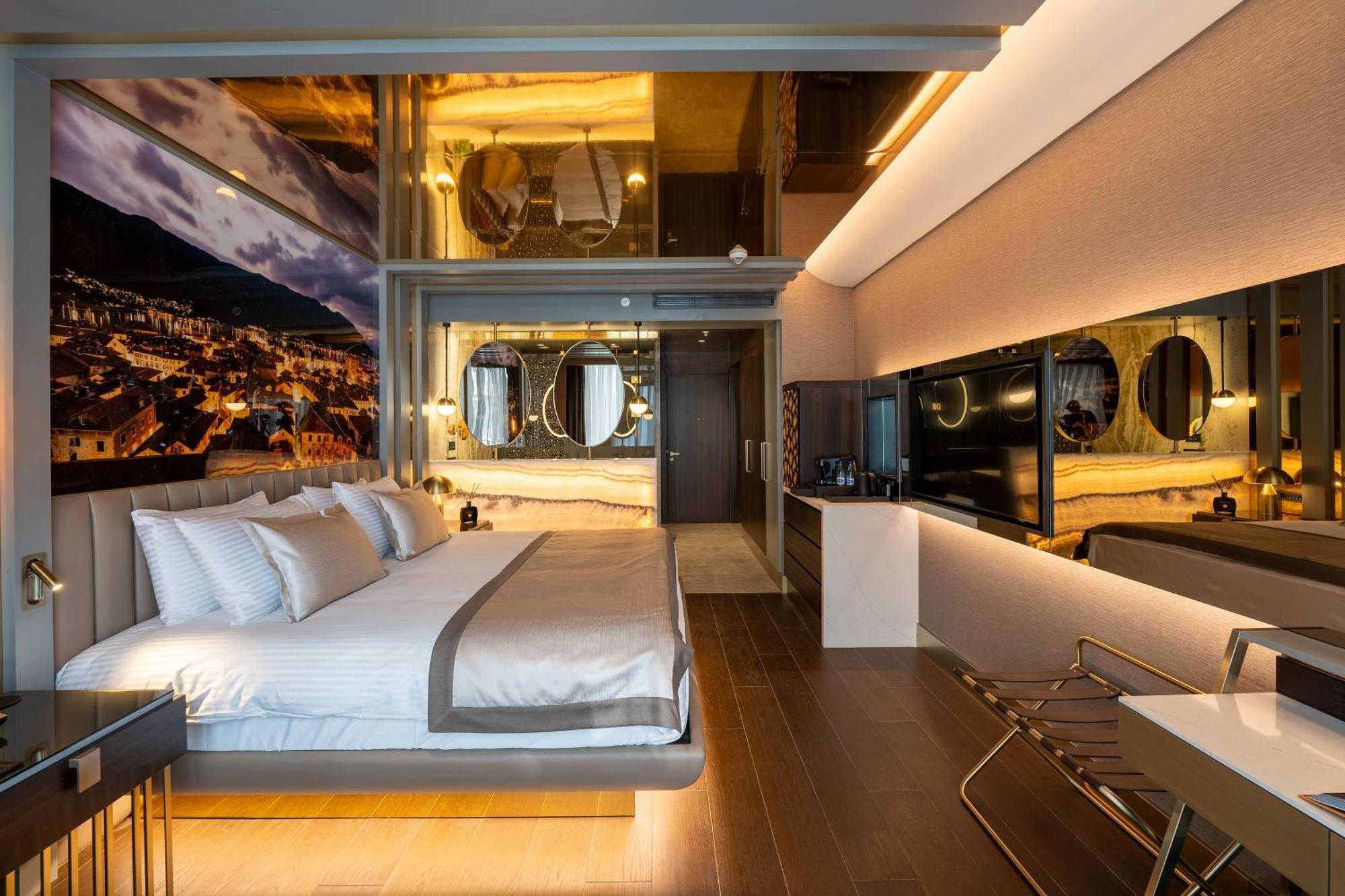 Merit Starlit Hotel & Residences Budva Exterior photo